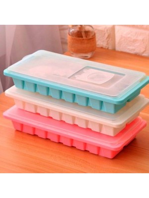 FORMA DE GELO 25X4,5CM COM TAMPA E VALVULA CORES SORTIDAS UN. TOP IMPORTADORA