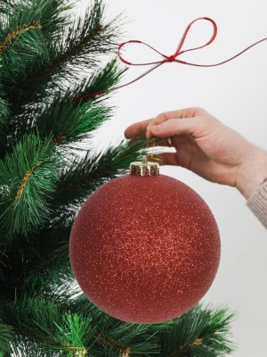 Bola de Natal 12cm Vermelha / Dourada com Glitter Decorativa para Árvore de Natal, Enfeite Brilhante Clássico para Decoração Natalina de Casa, Festas