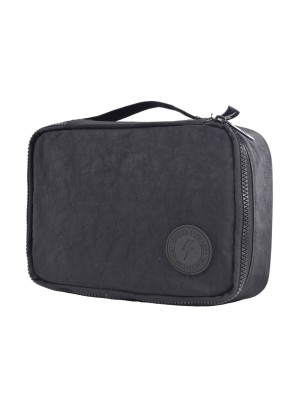 Estojo Nylon Creased Quadrado Preto – Estojo Masculino e Unissex em Nylon Impermeável com Zíper Reforçado, Alça e Design Moderno