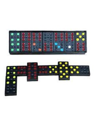 DOMINÓ PRETO DE PLÁSTICO